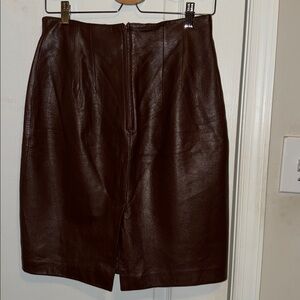Elegant Brown Leather Skirt